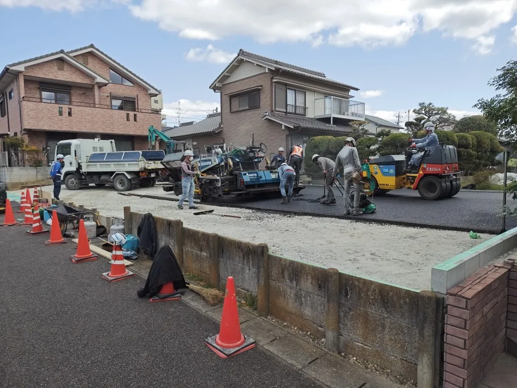 【2】アスファルト舗装施工状況