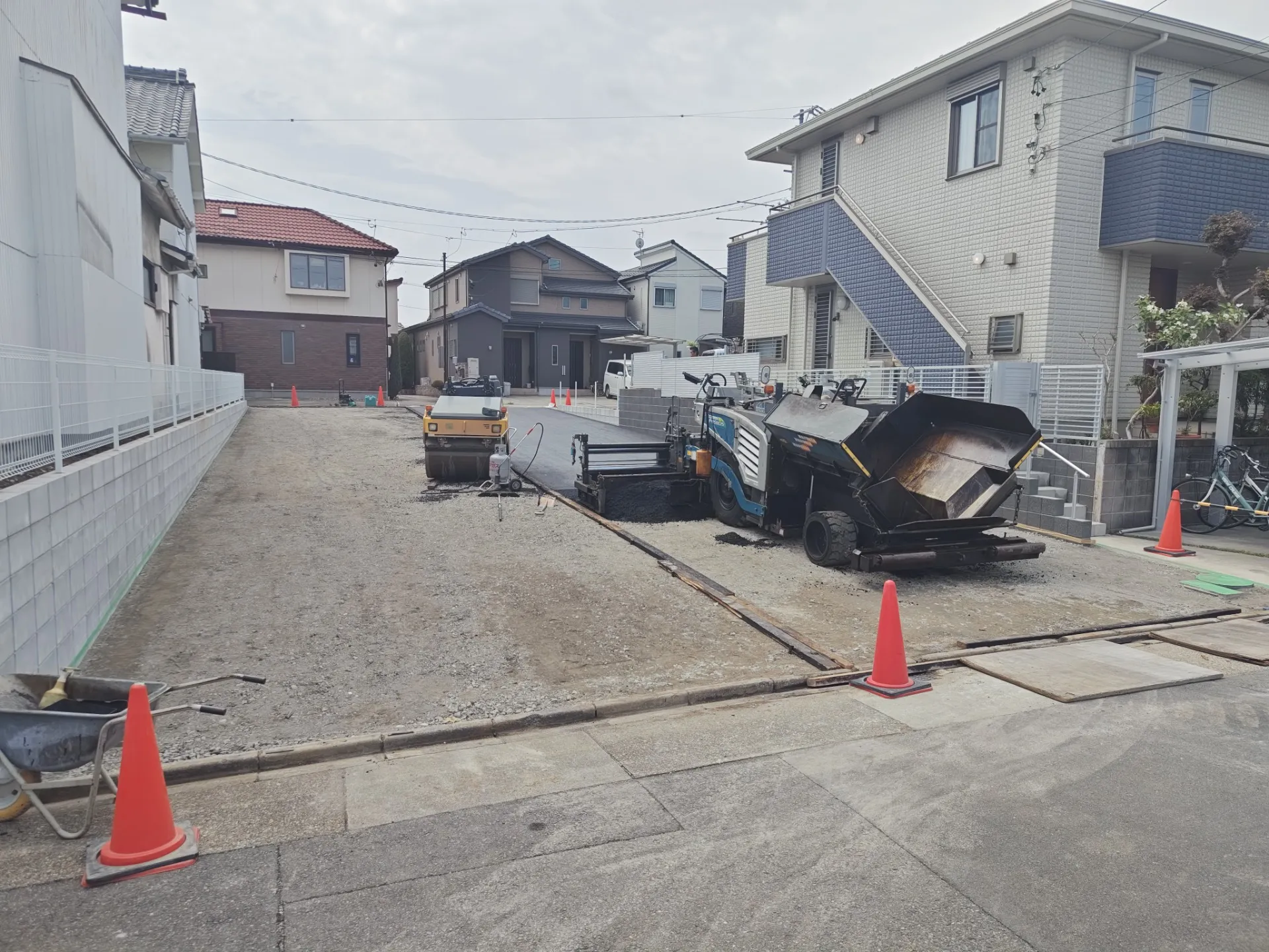 【3】アスファルト舗装施工状況